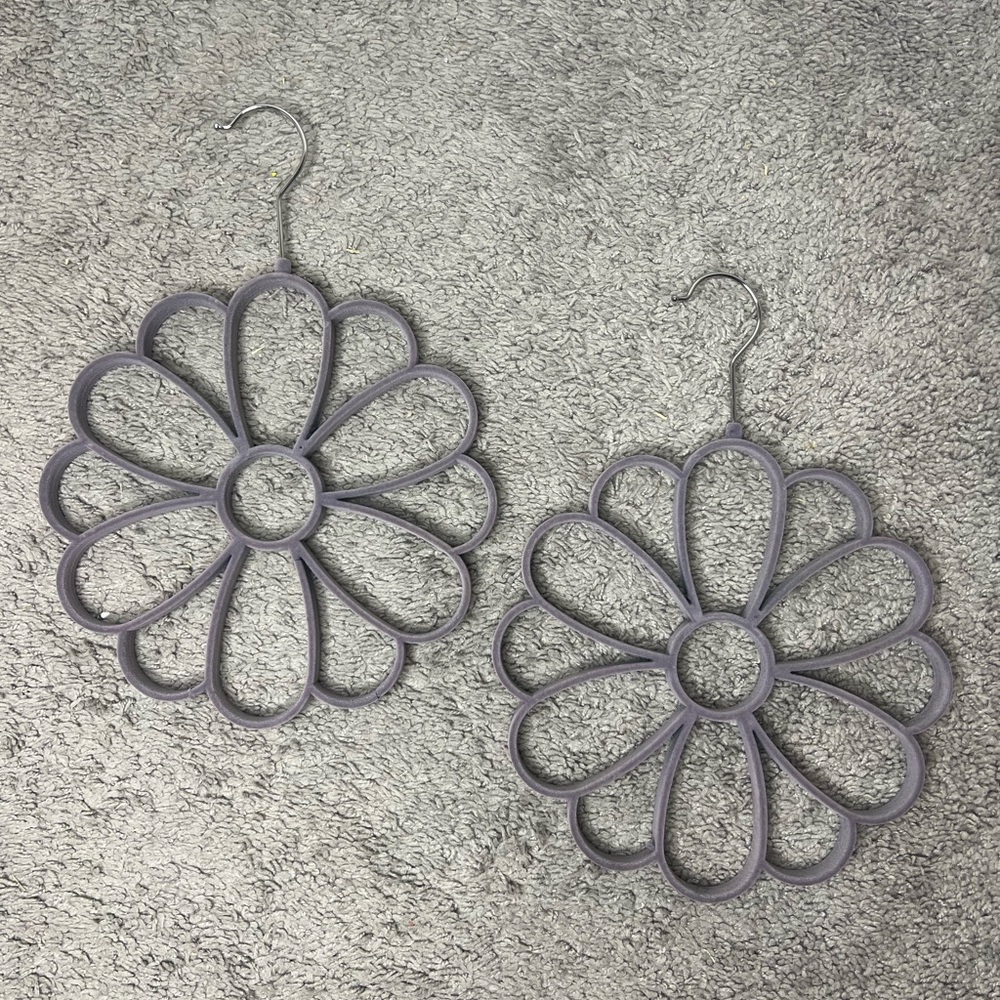 Felt/Velvet flower shape hanger/organizer for scarf, tie, belts Muted Purple